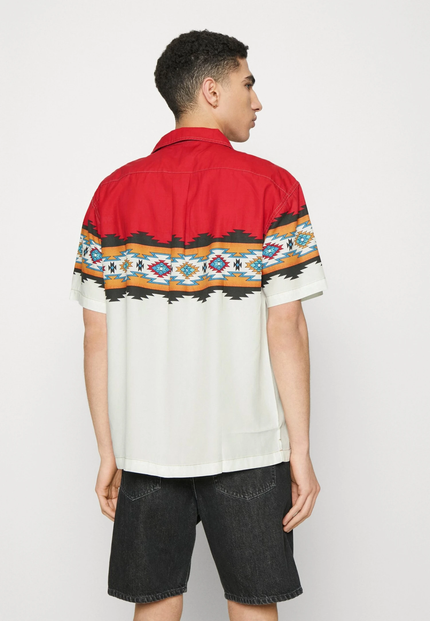 Wrangler Resort - Camicia - Worn White 5 Wrangler Resort - Camicia - Worn White - immagine 3