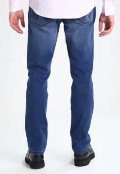 Wrangler Greensboro - Jeans A Sigaretta - Bright Stroke 10 Wrangler Greensboro - Jeans A Sigaretta - Bright Stroke -Wrangler 04e5c2b1feb4489aa7cc54803e8168b7