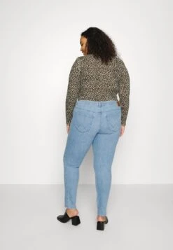 Wrangler Skinny - Jeans Skinny Fit - In The Clouds -Wrangler 09000404d48044c59dd07f9f2c4f5d31