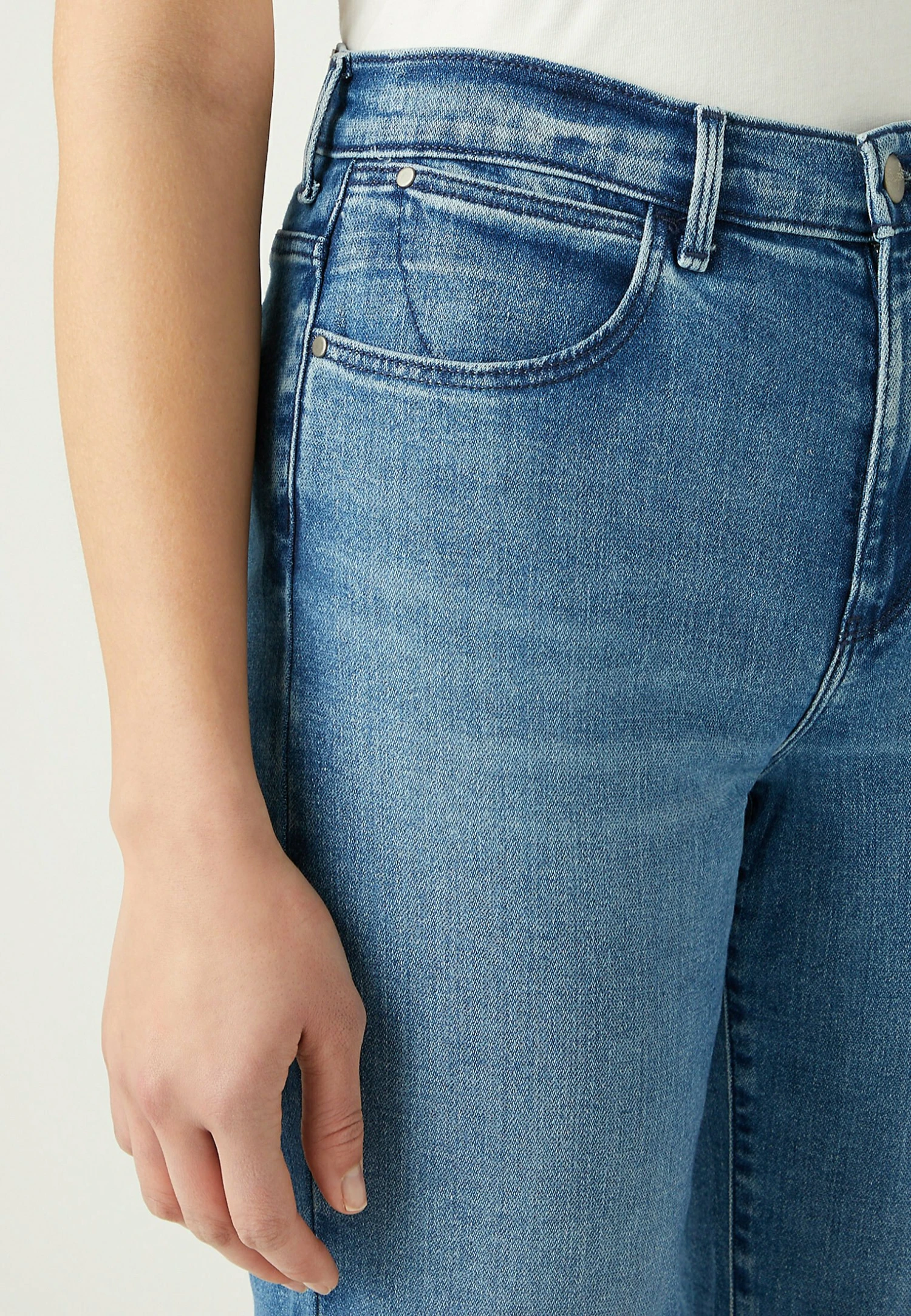 Wrangler StraightJeans Slim FitMarmalade Donna Jeans WR121N097-K11 6 Wrangler StraightJeans Slim FitMarmalade Donna Jeans WR121N097-K11 - immagine 4