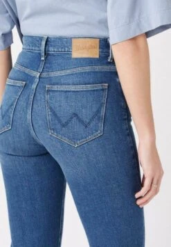 Wrangler Jeans A Sigaretta - Airblue 11 Wrangler Jeans A Sigaretta - Airblue -Wrangler 27c66931521e4c08b6b71b981e45fbe8