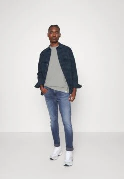 Wrangler 2 PackT-Shirt BasicMid Grey Melee Uomo T-shirt E Polo WR122O06S-C11