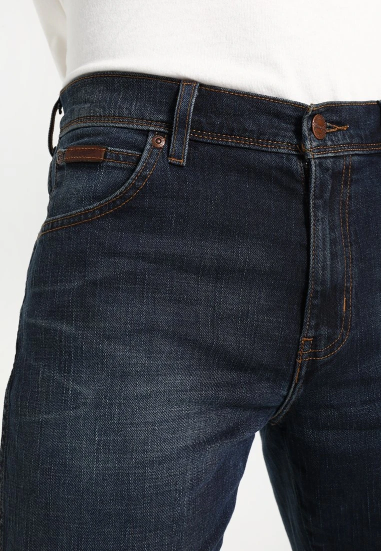 Wrangler Texas StretchJeans A SigarettaVintage Tint Uomo Jeans WR122E00T-K15 6 Wrangler Texas StretchJeans A SigarettaVintage Tint Uomo Jeans WR122E00T-K15 - immagine 4