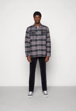 Wrangler Texas Slim CorduroyPantaloniDark Navy Uomo Pantaloni WR122E02F-K11 9 Wrangler Texas Slim CorduroyPantaloniDark Navy Uomo Pantaloni WR122E02F-K11 -Wrangler 49657a42e4a64fab84d4f31b0173b46f