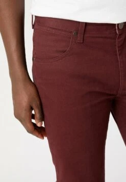 Wrangler LarstonJeans Slim FitDahlia Uomo Jeans WR122E03K-O12 -Wrangler 55f311a658d74463b4f29acac4ccfad5