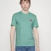 Wrangler Sign Off TeeT-Shirt BasicCanal Blue Uomo T-shirt E Polo WR122O06P-K13 -Wrangler 58b0bb001c6e4a8da7bf751adc3efab3