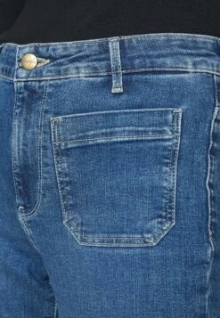 Wrangler Jeans A Zampa - Wild One 11 Wrangler Jeans A Zampa - Wild One -Wrangler 678e29d18bef4b3e930191fb78b31272