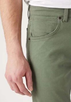 Wrangler Greensboro - Pantaloni - Grün -Wrangler 6c21e38520a14fe2a3a4792c141f2193