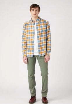 Wrangler Greensboro - Pantaloni - Grün -Wrangler 6e09281e0494410c819575317ddcde0f