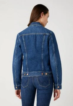 Wrangler Regular HeritageGiacca Di JeansDark Wash Donna Giacche E Blazer WR121G03T-K11 -Wrangler 768d2e7c8f164ae6bffd1a079a8c9522