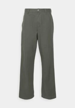 Wrangler Casey PantsPantaloniDarkest Spruce Uomo Pantaloni WR122E03B-M11 10 Wrangler Casey PantsPantaloniDarkest Spruce Uomo Pantaloni WR122E03B-M11 -Wrangler 77cf55be80b248248c433d474622d835