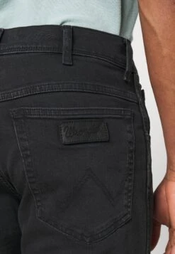 Wrangler TexasJeans Slim FitBlack Crow Uomo Jeans WR122G07O-Q12 -Wrangler 8eb63ee2ea4140ffaf677b9709c45f04