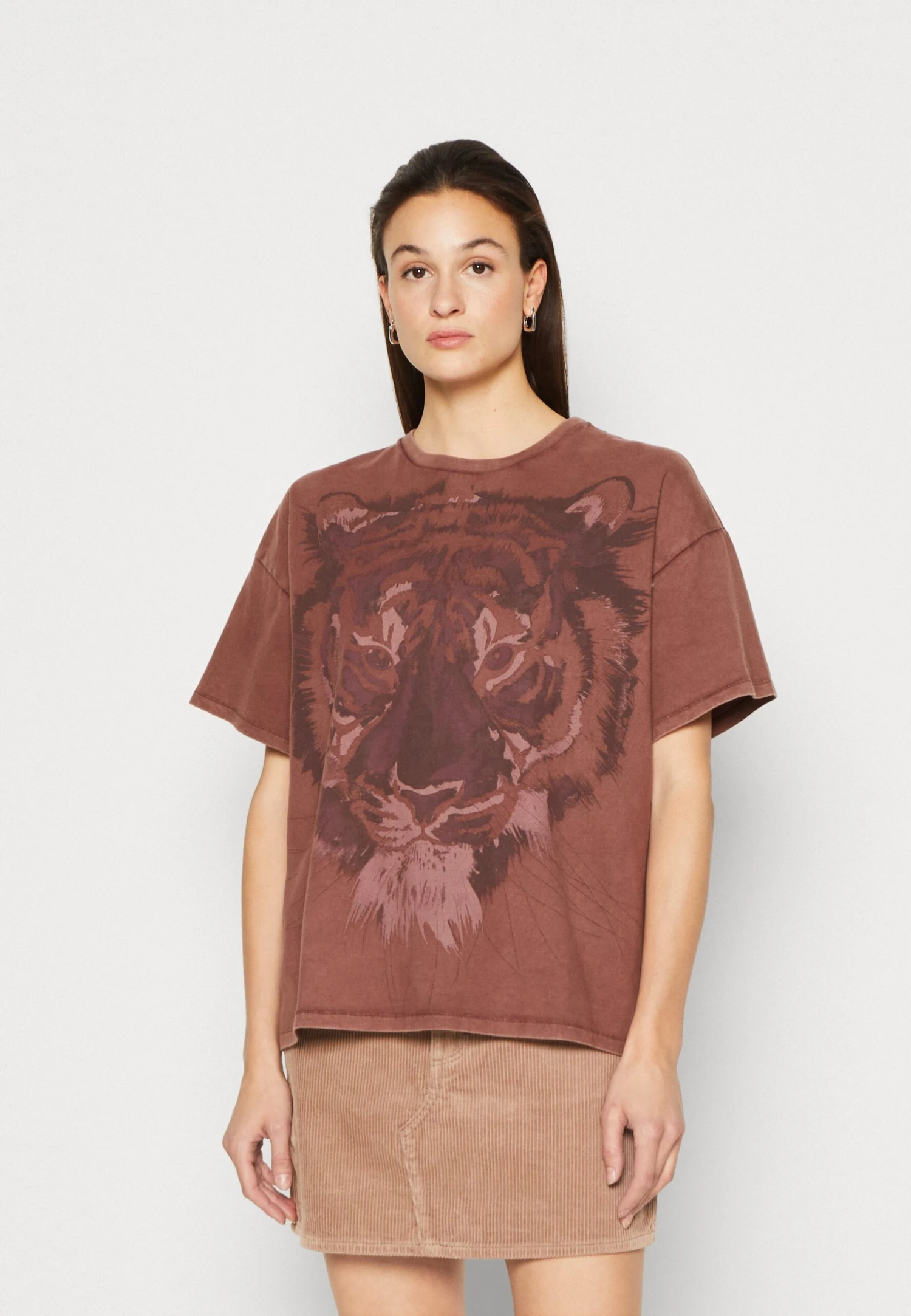 Wrangler Girlfriend T-Shirt Con StampaDahlia Donna T-shirt E Top WR121D04Z-O11 3 Wrangler Girlfriend T-Shirt Con StampaDahlia Donna T-shirt E Top WR121D04Z-O11