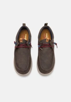 Wrangler Makena WallabeeSneakers BasseDark Brown Uomo Sneaker WR112O022-O11 11 Wrangler Makena WallabeeSneakers BasseDark Brown Uomo Sneaker WR112O022-O11 -Wrangler a548ada328f64bc08623dc15ee839b10
