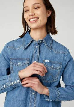 Wrangler Heritage CamiciaSmitten Kitten Donna Camicie E Bluse WR121E062-K11 10 Wrangler Heritage CamiciaSmitten Kitten Donna Camicie E Bluse WR121E062-K11 -Wrangler a8074466f6f64f97a377dfe31f2a5c43