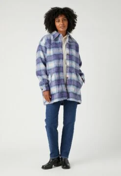 Wrangler -Wrangler a88cfbe20d2842d5a05fcc6557f6994e