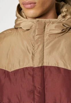 Wrangler Puffer JacketGiacca InvernaleDahlia Uomo Giacche WR122T04E-G11 -Wrangler aa942dea7350444e84d3890a89a9109e