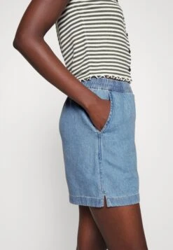 Wrangler BoxerShorts Di JeansLight Stonewash Donna Jeans WR121S01I-K11 -Wrangler c4b25e67e1564813bbc0613eb4a4cac5