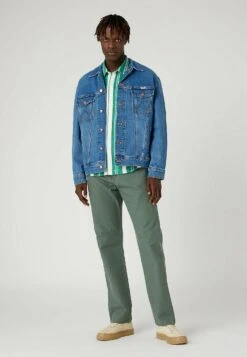 Wrangler Anti FitGiacca Di JeansBlue Eyes Blue Uomo Giacche WR122T045-K11 -Wrangler d317e77b6f284980811022874ee97018