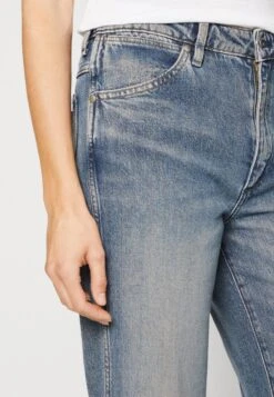 Wrangler WandererJeans A ZampaTainted Mountain Donna Jeans WR121N06U-C11 -Wrangler d9be1d9f2474410c98c06da860459772