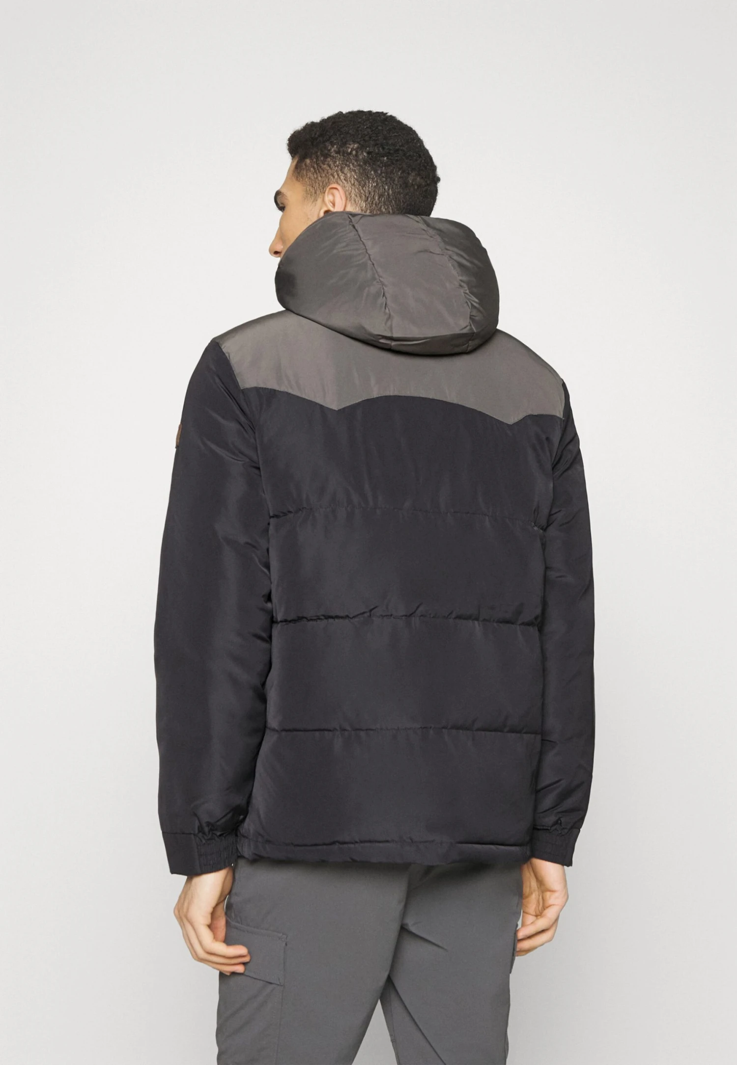 Wrangler Puffer JacketGiacca InvernaleBlack Uomo Giacche WR122T04E-Q11 5 Wrangler Puffer JacketGiacca InvernaleBlack Uomo Giacche WR122T04E-Q11 - immagine 3