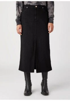 Wrangler Mom- Gonna A Campana - Prudence