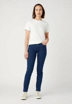 Wrangler T-Shirt BasicWorn White Donna T-shirt E Top WR121D06V-A11 8 Wrangler T-Shirt BasicWorn White Donna T-shirt E Top WR121D06V-A11 -Wrangler ee4fccbbee294c0db52b1c94b5ea0c08