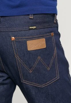 Wrangler Jeans A SigarettaDark Blue Uomo Jeans WR122G06W-K11 -Wrangler ee763adfdc70489d933f684c4eee5442